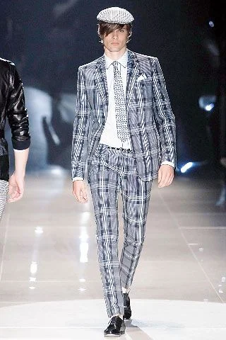 Look 11